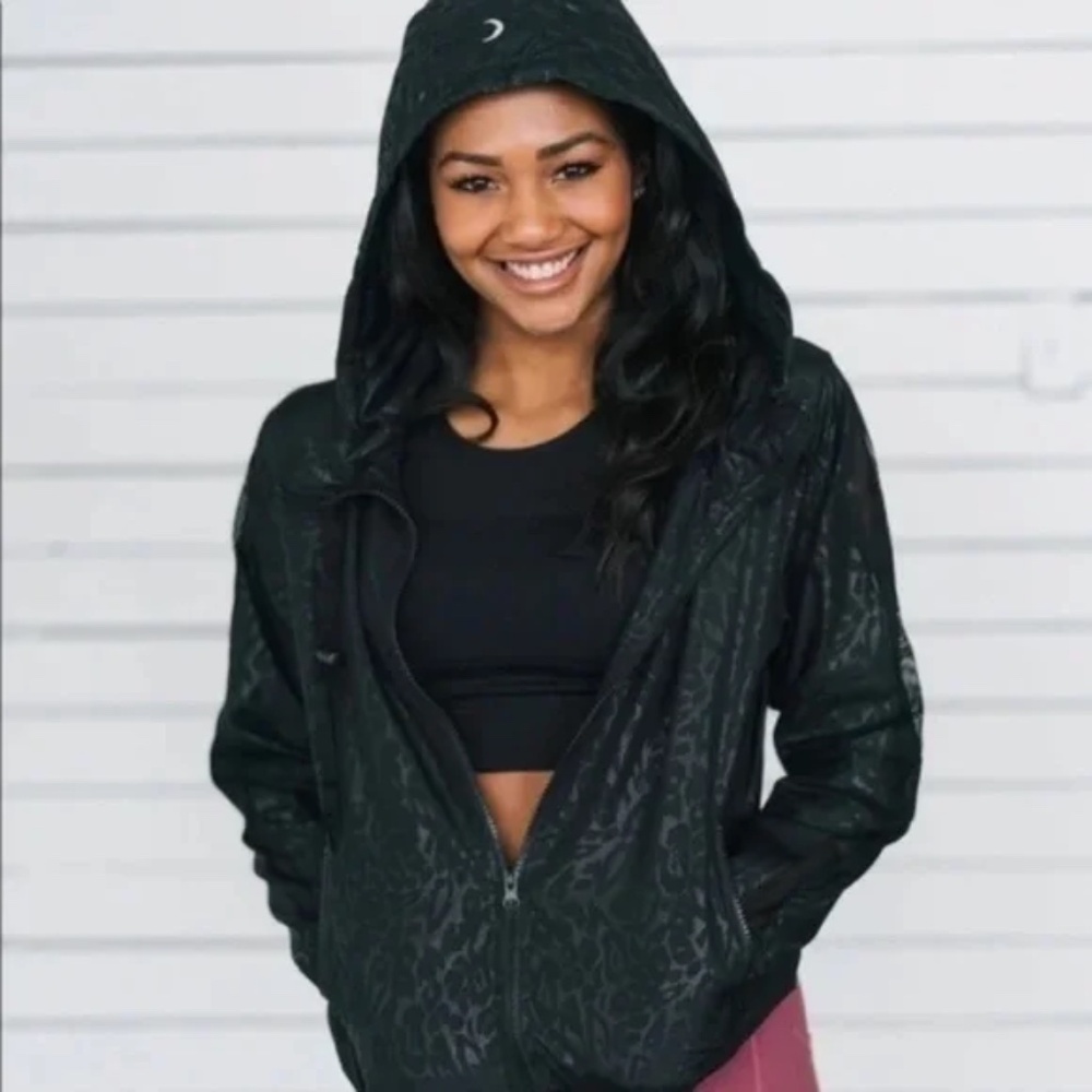 Zyia Activewear Black Animal Print Bomber Jacket Full Zip Hooded Size XS